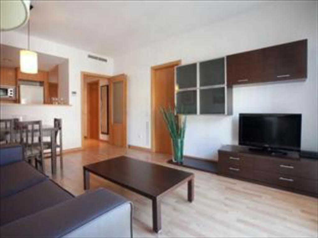 Alcam Encants Plus Barcelona Exterior photo
